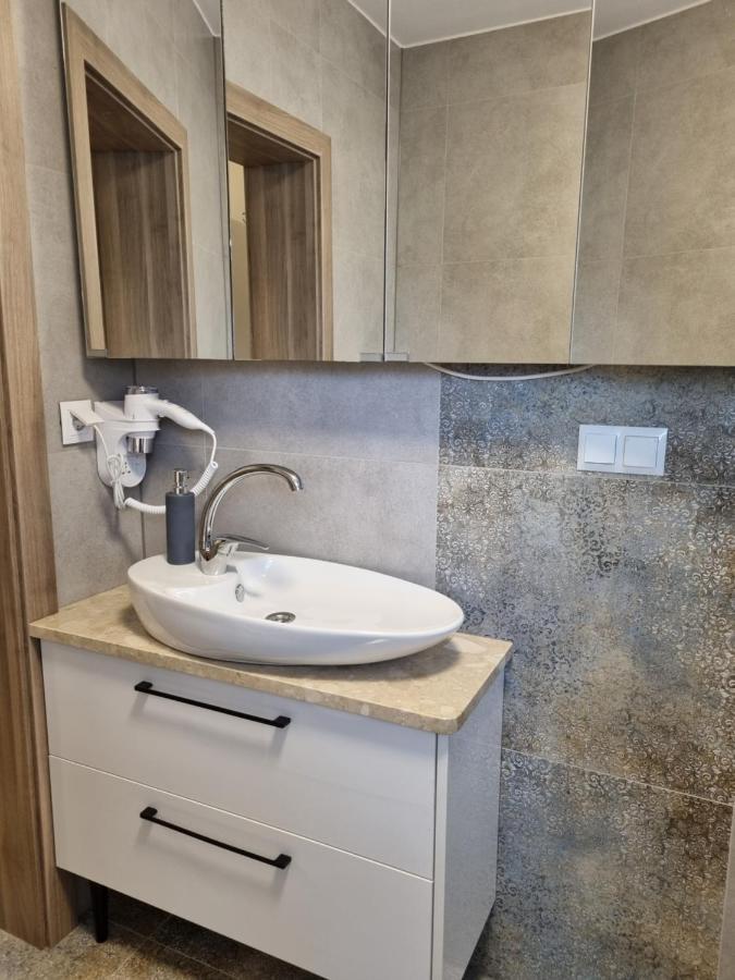 Apartamenty Jelen Pod Grapom Banska Nizna Exterior photo